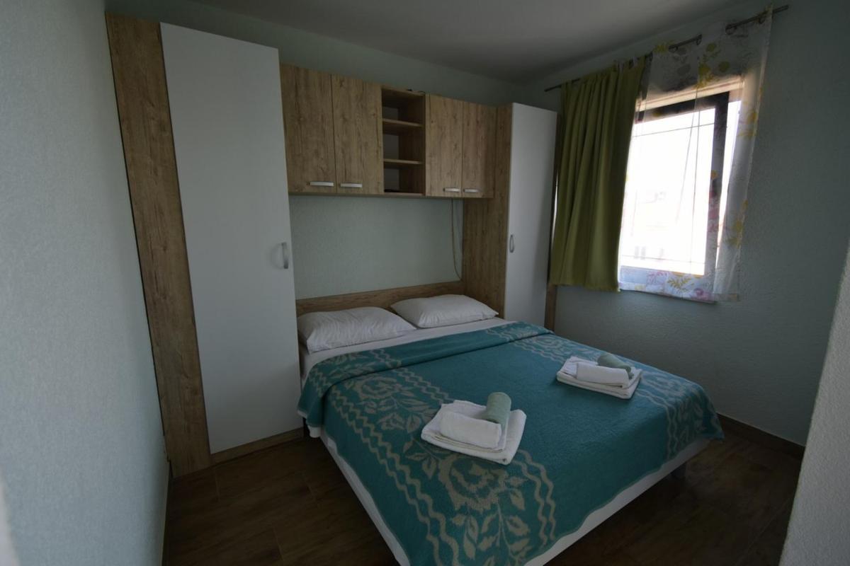 Denjak Apartments Kornić Exterior foto