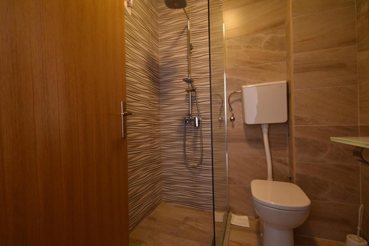 Denjak Apartments Kornić Exterior foto