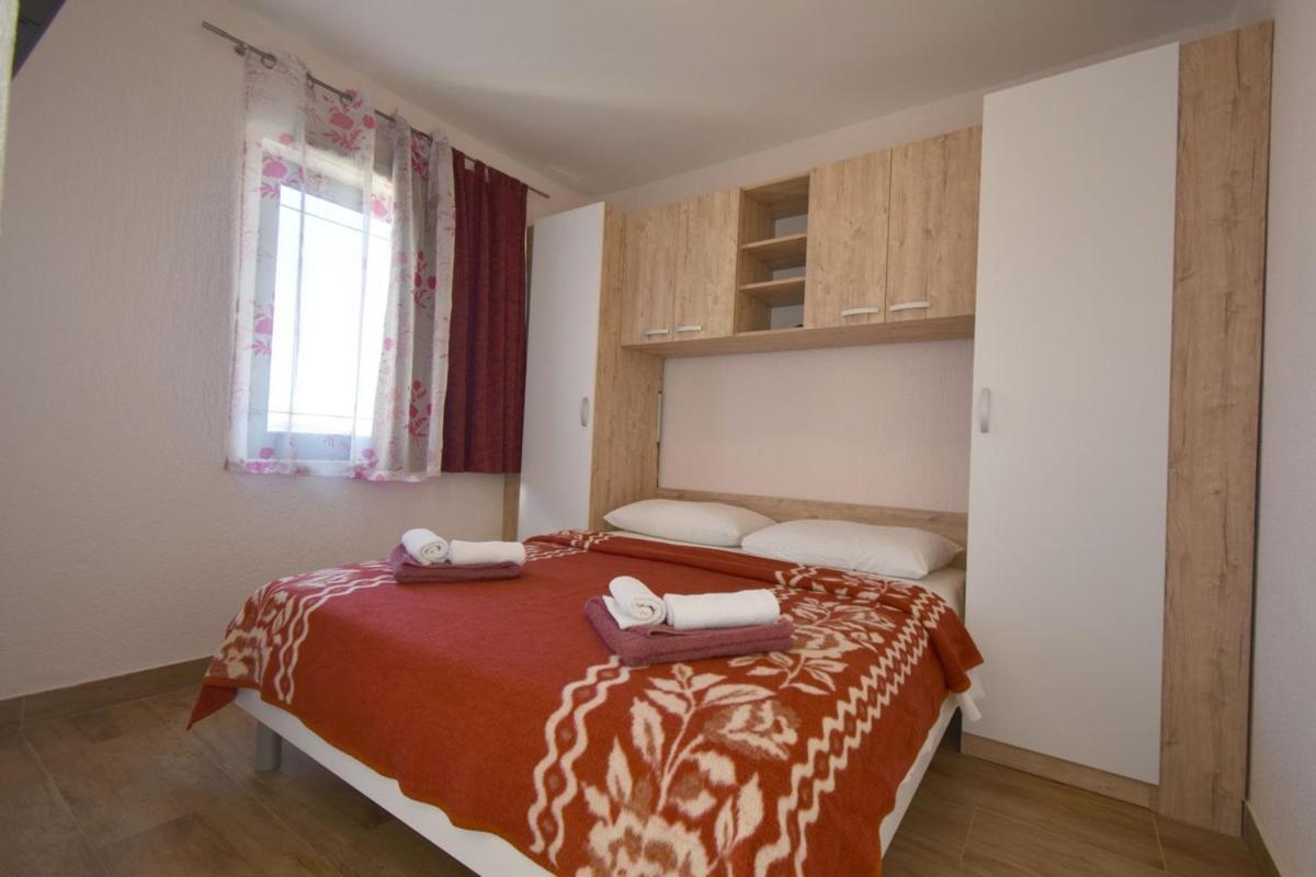 Denjak Apartments Kornić Exterior foto
